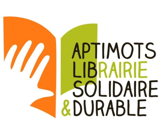 Librairie solidaire offrant des livres accessibles.