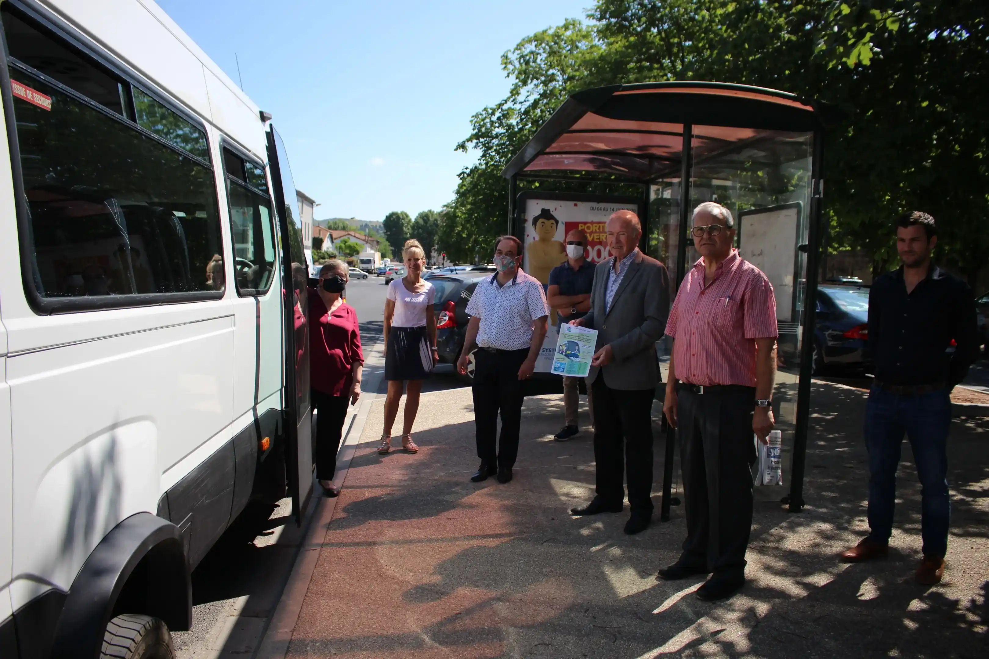 Navette Limoux : service de transport pratique.