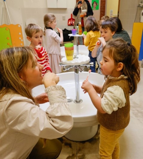 Prévention dentaire enfants : conseils essentiels.