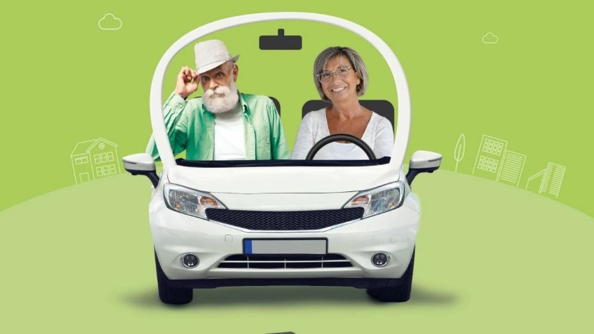 Covoiturage seniors : plateforme de transport solidaire.