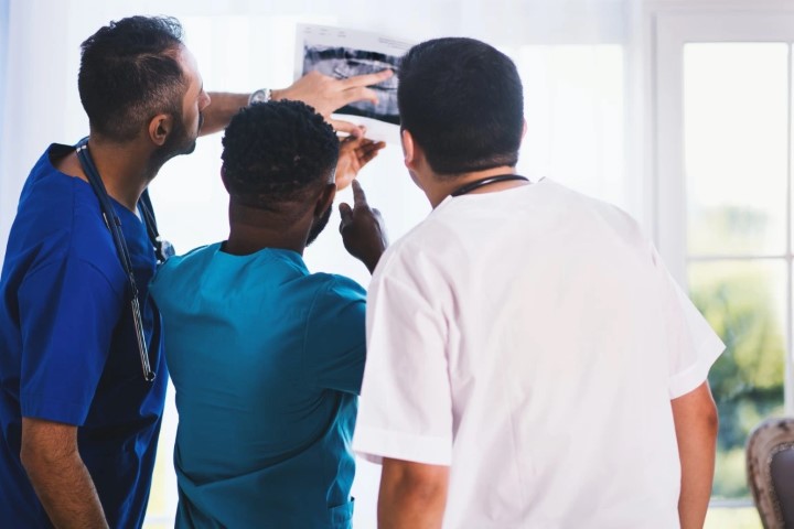 Centre de santé municipal pour soins accessibles.