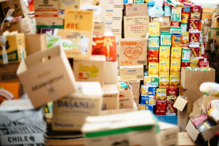 Économie du don dans la boutique d'argent.