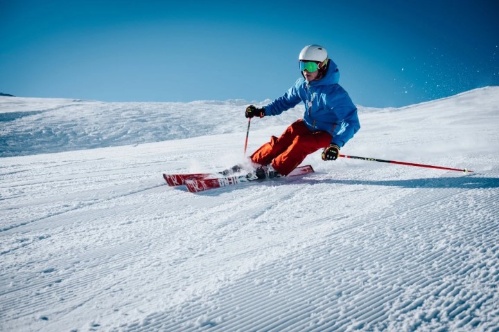 Scénarios futurs pour le ski en montagne.