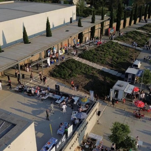 Événement jeunesse : fête de la musique rock.